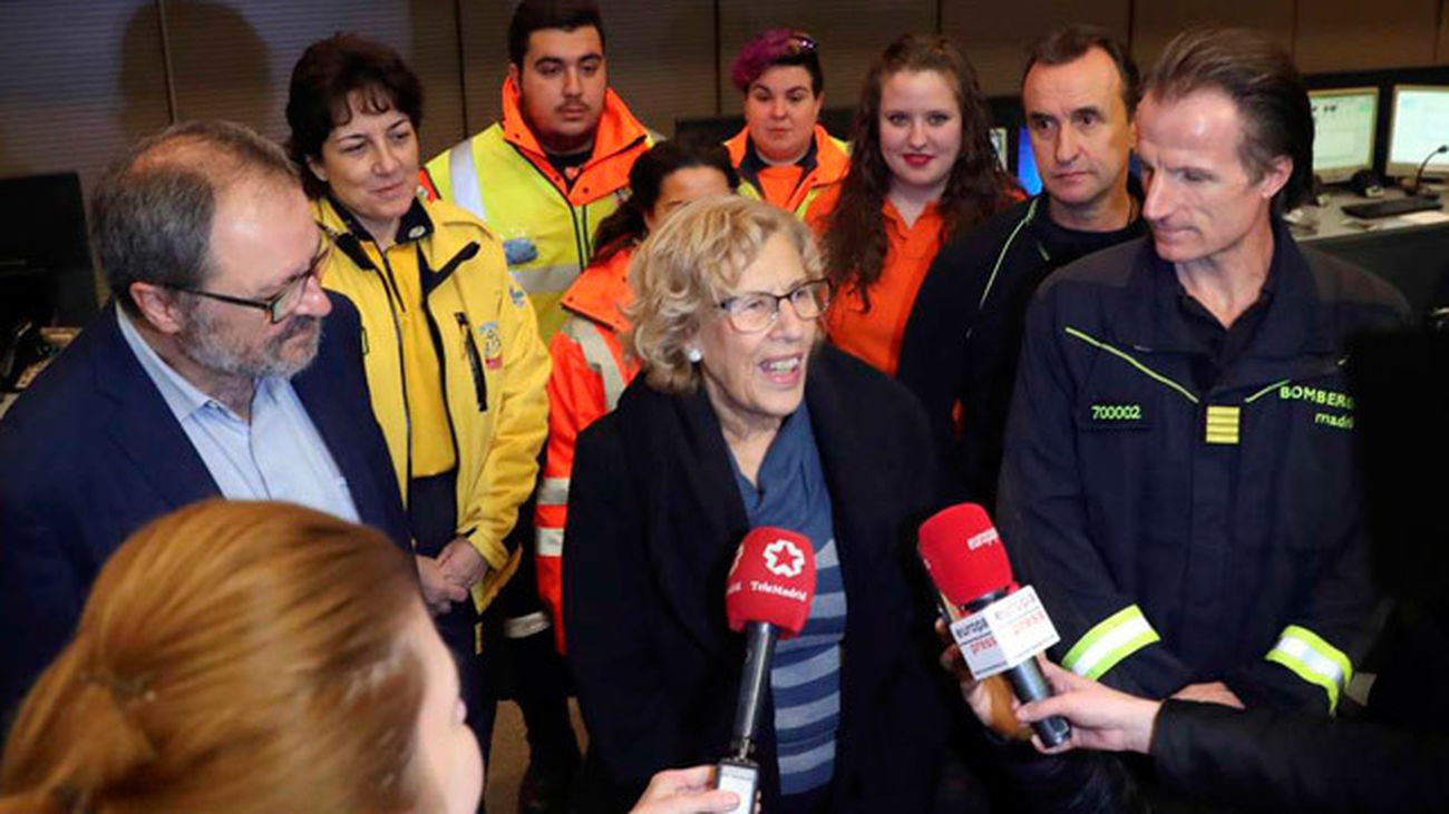 Carmena a Policía, Bomberos y Samur: "Gracias por cuidar la ciudad"