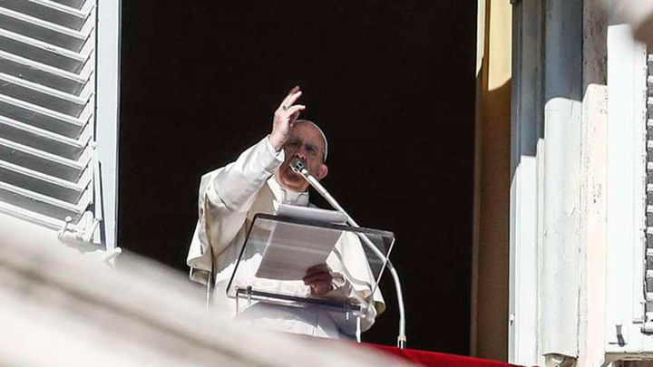 El papa invoca la paz ante los conflictos del mundo y pide la liberación de rehenes