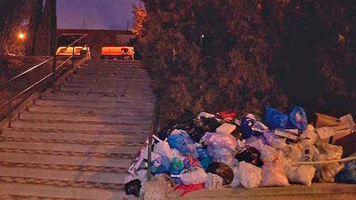Montaña de basuras en San Claudio