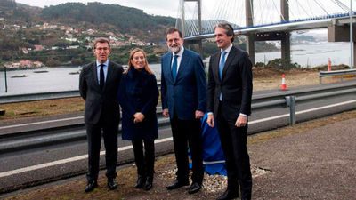 Rajoy cierra 2017 apelando a tender puentes y a garantizar la estabilidad