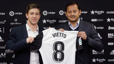 Vietto jugará cedido en el Valencia hasta final de temporada