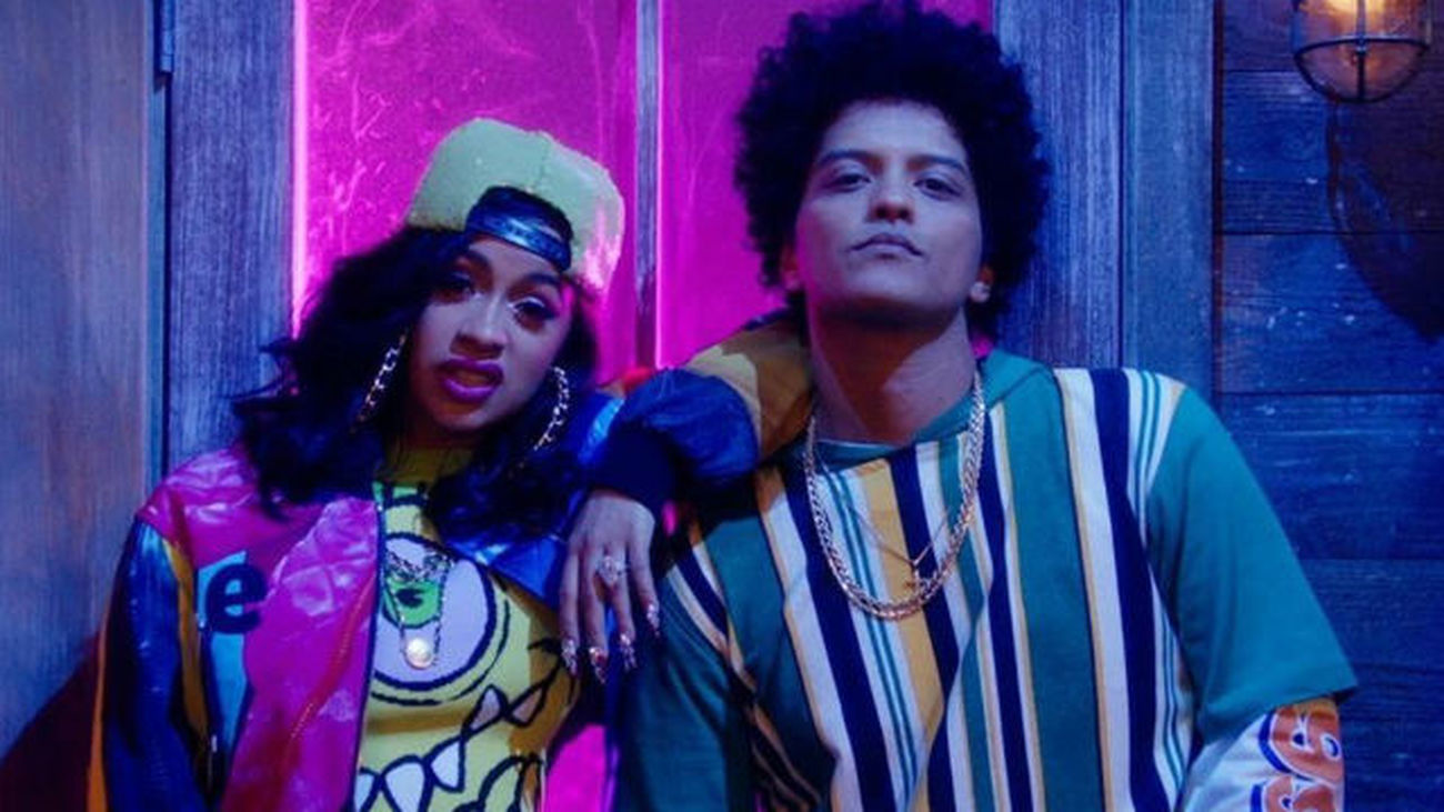 Bruno Mars y Cardi B. y revolucionan juntos las redes con "Finesse"