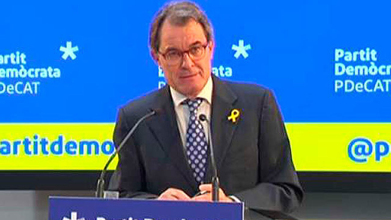 Artur Mas anuncia renuncia como presidente del PDeCAT y Muntó como diputado