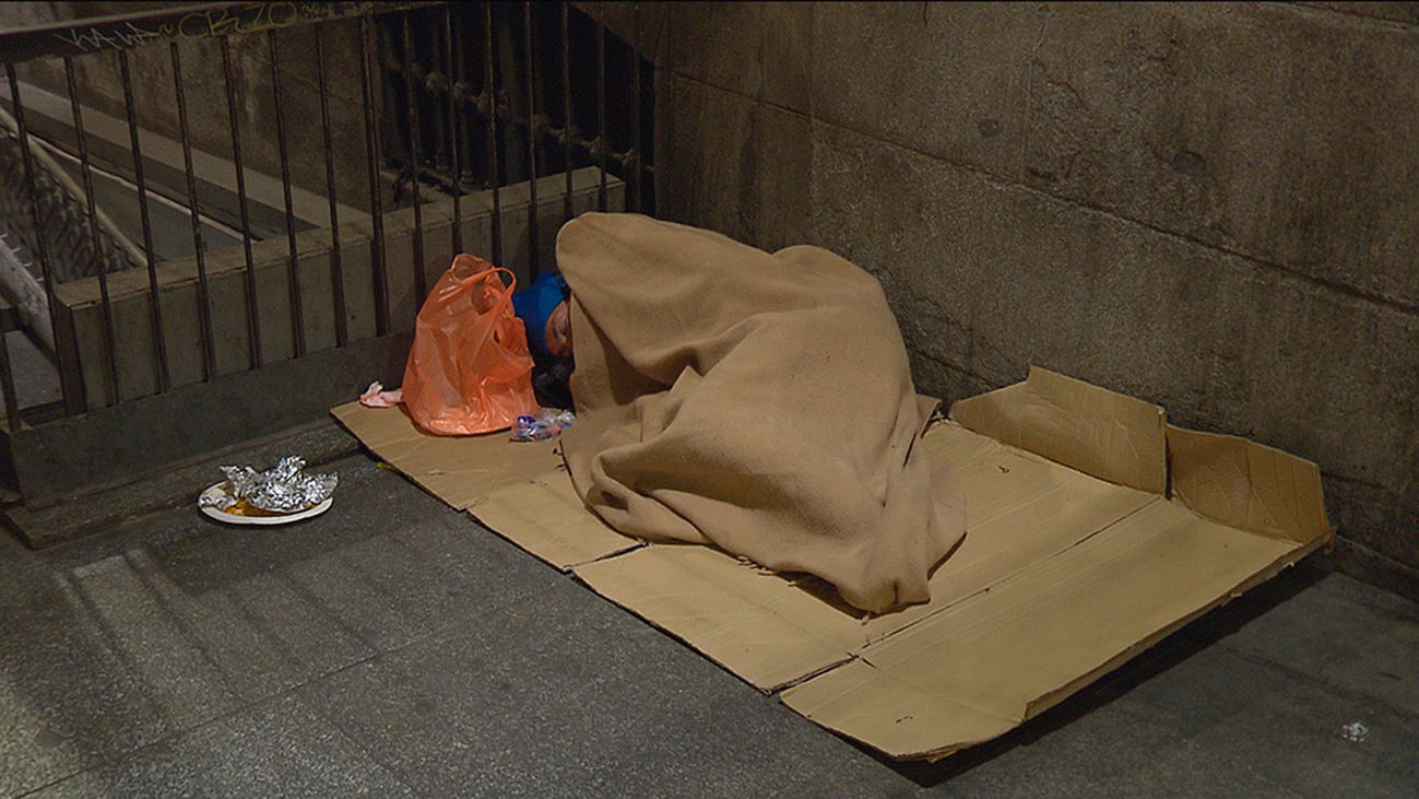 Injusticia social: dormir bajo cero a la intemperie