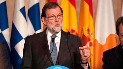 Rajoy anuncia un récord de 82 millones de turistas en España en 2017