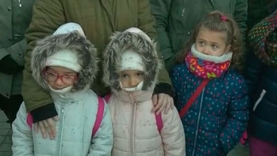 Con bufanda y guantes a clase en el Colegio Europa de Mejorada del Campo