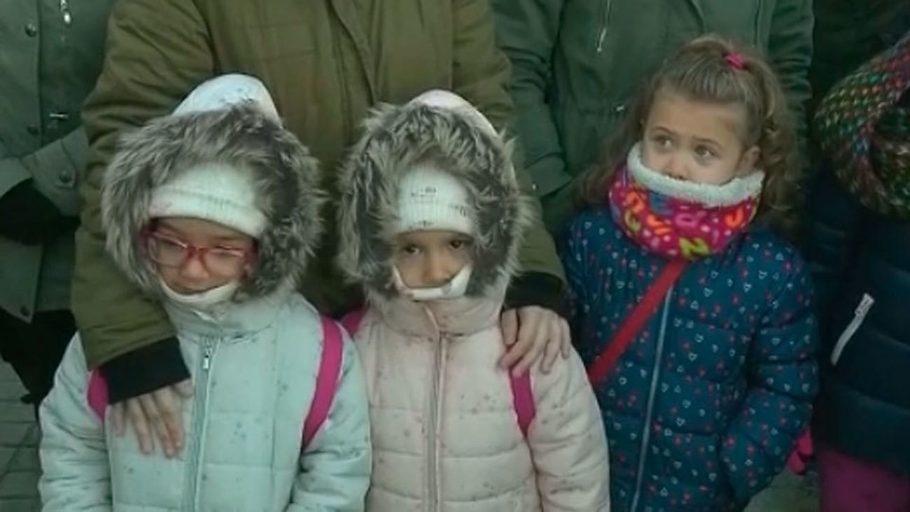 Con bufanda y guantes a clase en el Colegio Europa de Mejorada del Campo