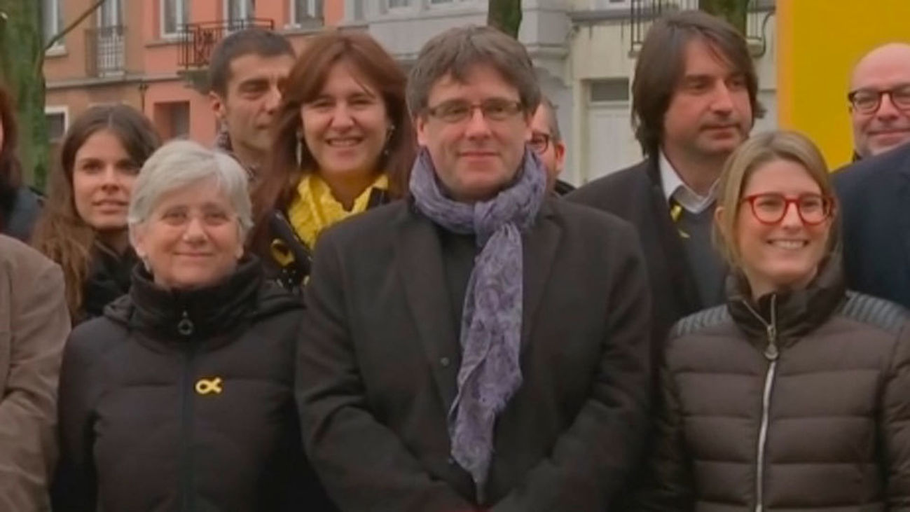 JxCat insiste en que el reglamento del Parlament no impide investir a Puigdemont