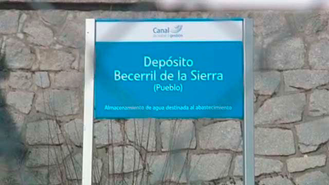 El agua huele mal en Becerril de la Sierra