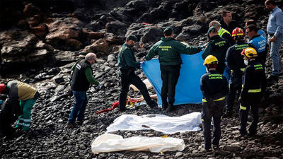 Siete migrantes muertos al intentar llegar a Lanzarote en una patera