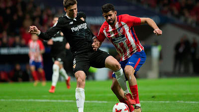 1-2. El Sevilla remonta el gol de Diego Costa y se adelanta en la eliminatoria