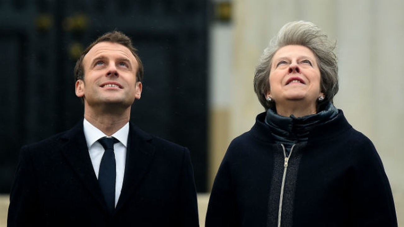 May y Macron acuerdan estrechar su cooperación en defensa e inmigración