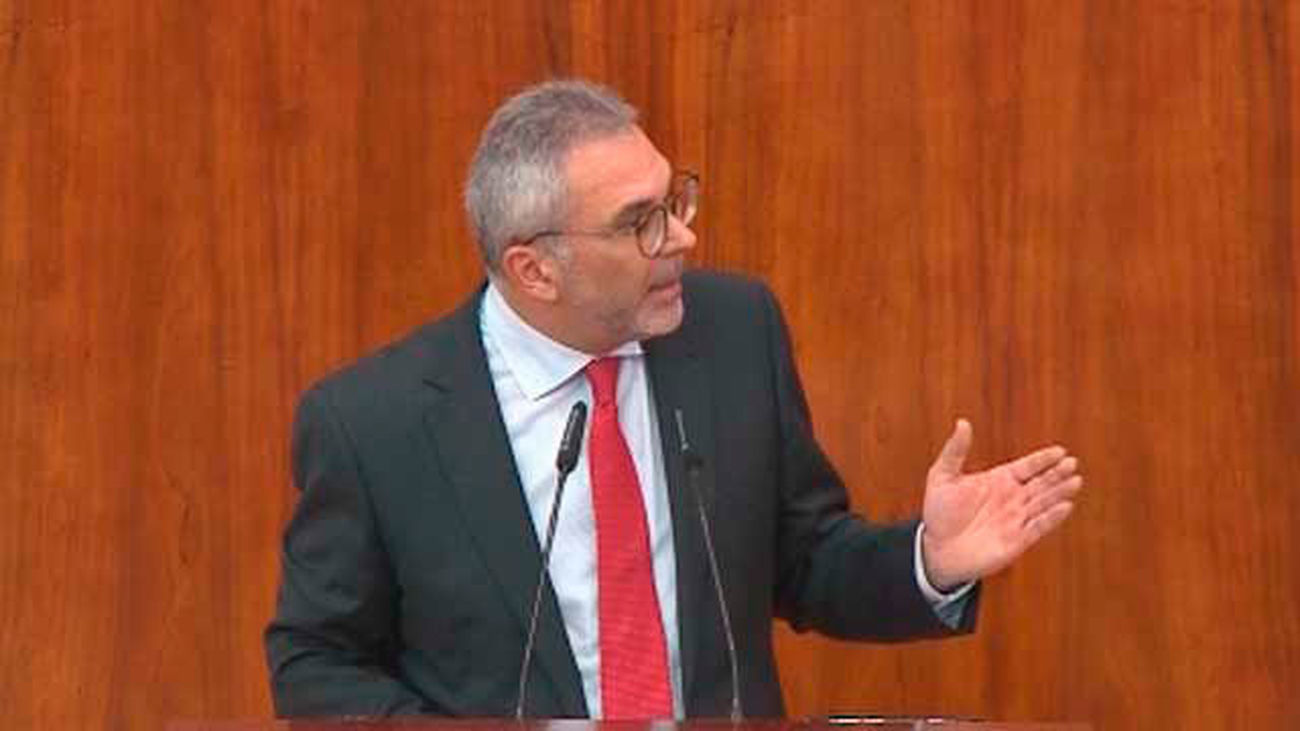 Carlos Izquierdo pide perdón y asegura  que no quiso decir que un niño pobre "no sea normal"