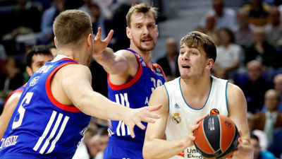 87-68. Doncic y Tavares acaban con el Efes