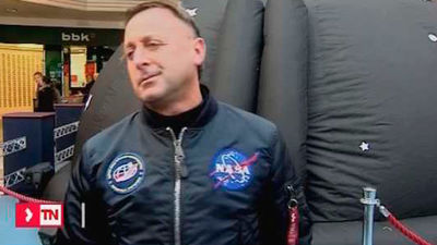 ASTRONAUTA_205465.mp4