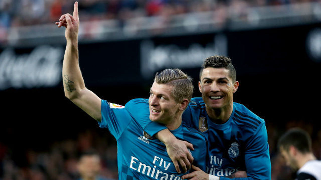 1-4. El Real Madrid alivia su crisis con una goleada en Mestalla