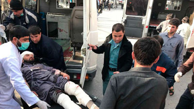 63 muertos y 151 heridos tras un atentado en el centro de Kabul