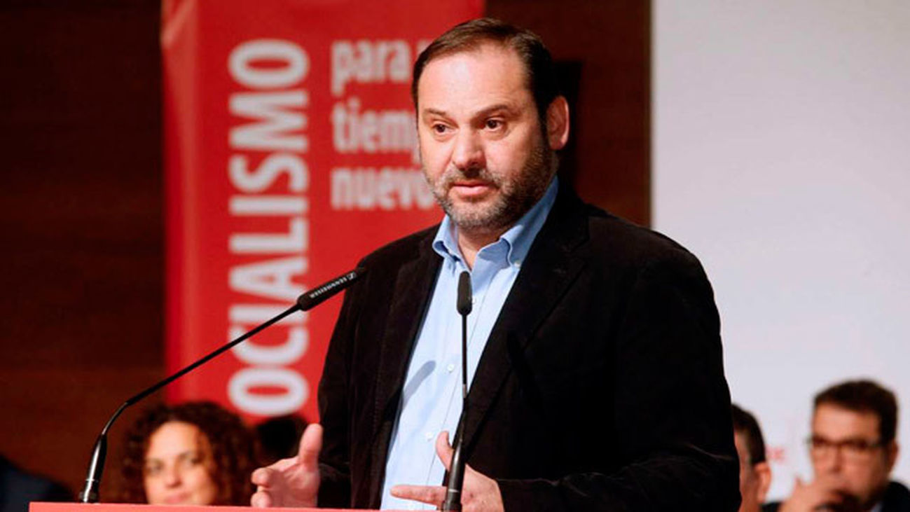 Ábalos pide a los independentistas "que renuncien a su agenda"