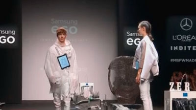 Los jóvenes talentos desfilan con propuestas alternativas y sin complejos