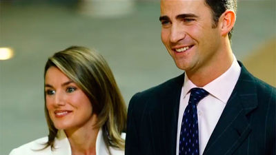 Don Felipe se enamoró de doña Letizia cuando la vio en televisión