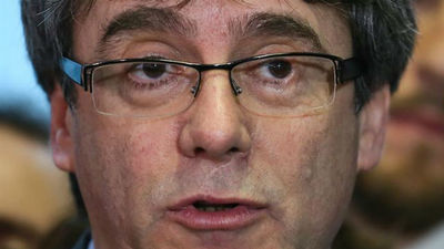 El abogado de Puigdemont afirma ahora que no sabe "exactamente" dónde está