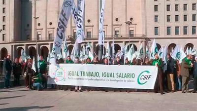 Concentraciones de funcionarios en toda España por la subida salarial