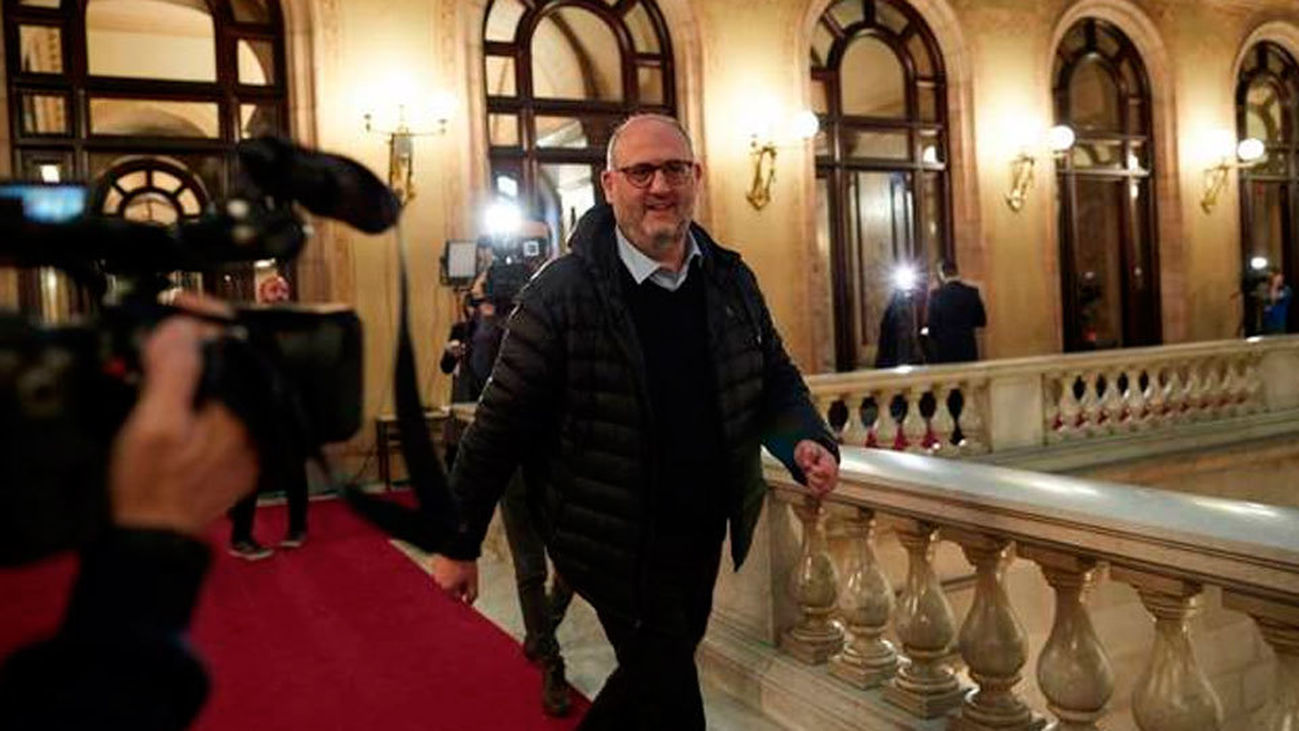 JxCat trata de acercar posiciones con ERC para abordar la investidura