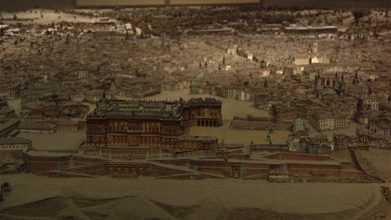 Un recorrido por las zonas ocultas del Museo de Historia