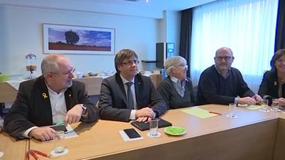 Puigdemont maniobra para ser elegido y crear un consell republicano en Bruselas