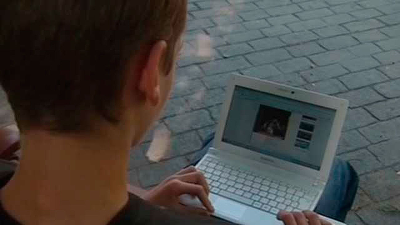 El Gobierno anima a los menores aconvertir Internet en "escenario de respeto" y "libertad"