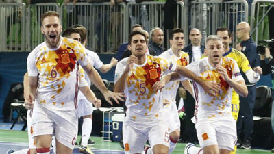 5-5. Los penaltis dirigen a España a la final contra Ricardinho