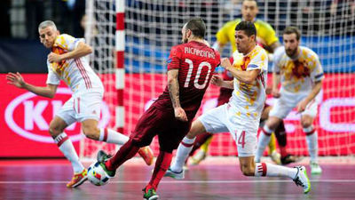 Ricardinho reta a España