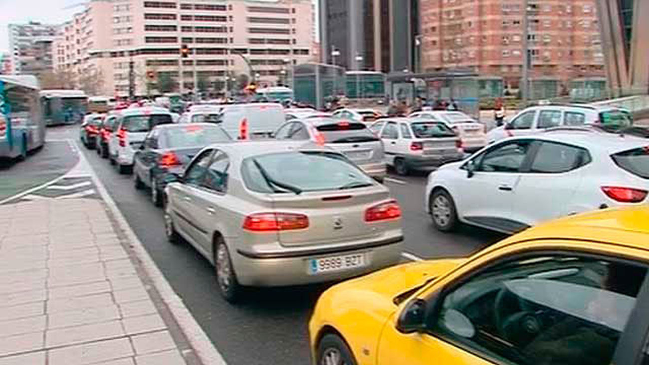Los madrileños pierden 42 horas al año en atascos