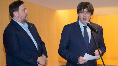 Junqueras ve inviable la presidencia efectiva de Puigdemont pero JxCat no cede