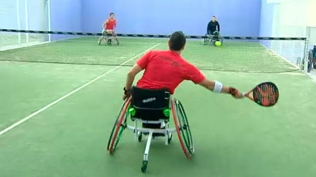 Pádel en silla de ruedas, ¿Quién dijo que no se podía?