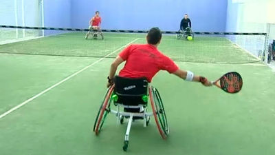 Pádel en silla de ruedas, ¿Quién dijo que no se podía?