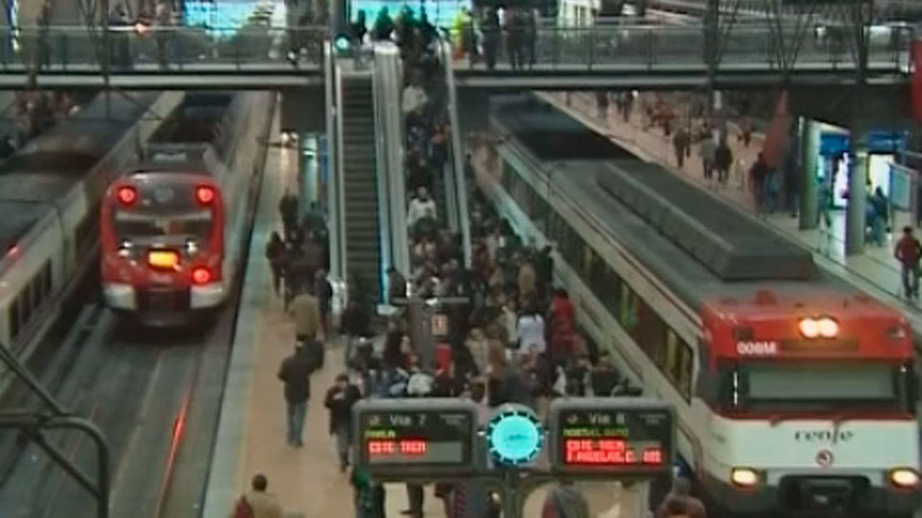 Ciudadanos y Podemos de Madrid pìden solucionar los problemas de Cercanías