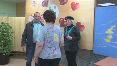 Talleres en centros de mayores de Madrid para aprender a conquistar una pareja