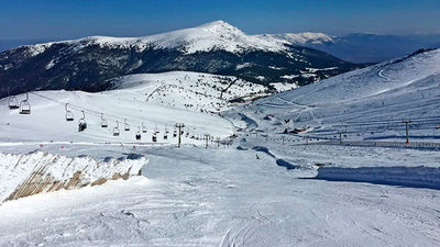 Valdesquí y Navacerrada abren con la mejor nieve de la temporada