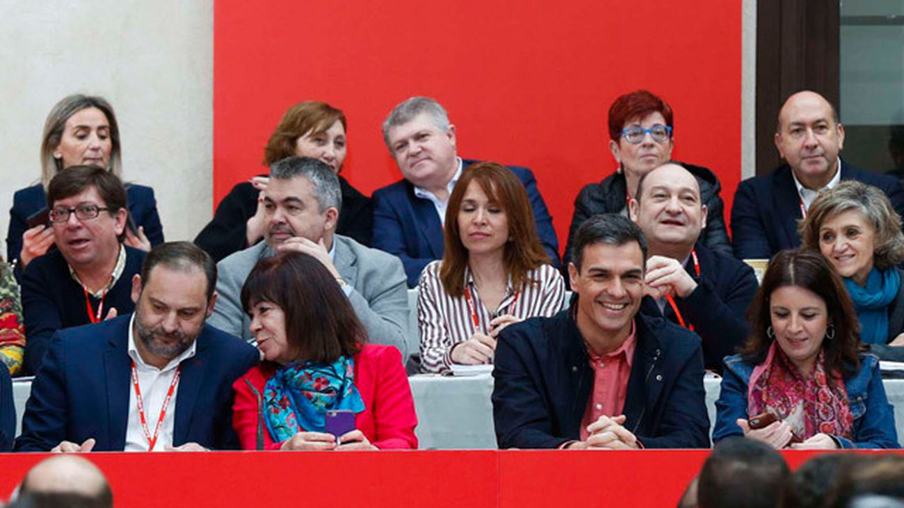 El PSOE cambias su normas: Menos poder para los barones