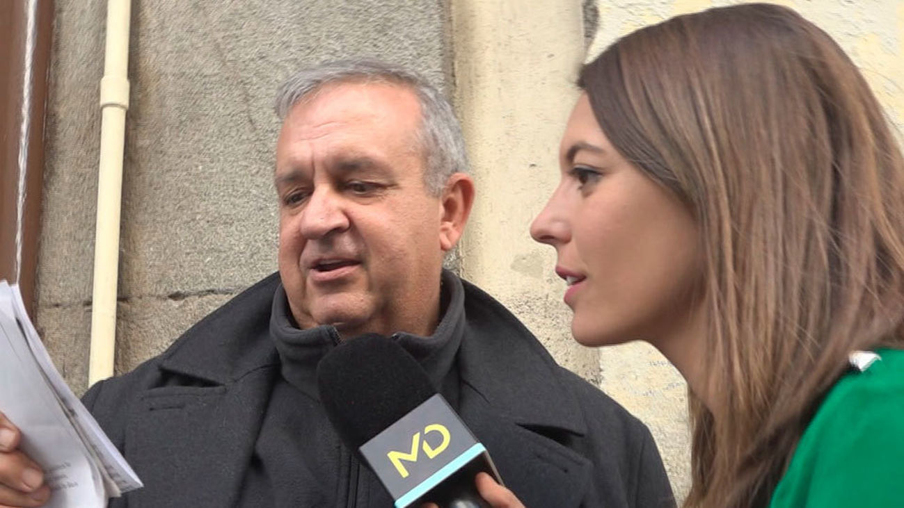 Los madrileños opinan sobre la letra del himno de Marta Sánchez