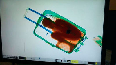 Adou: "Ni mi padre ni yo sabíamos que me iban a meter en una maleta"