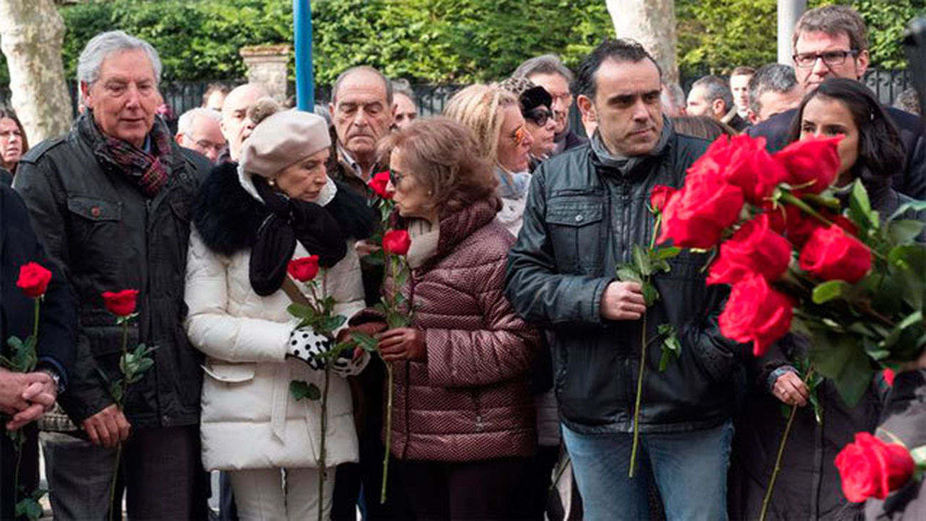 Familiares, partidos e instituciones recuerdan a Buesa y Jorge Díaz