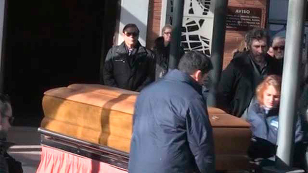 El dibujante y humorista Forges es incinerado en el Cementerio de la Almudena