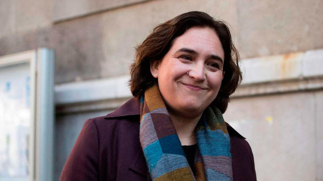 Ada Colau justifica su desplante al Rey por su papel ante el 1-O