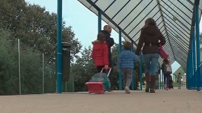 Retrasos en los informes necesarios para entregar la custodia de un menor