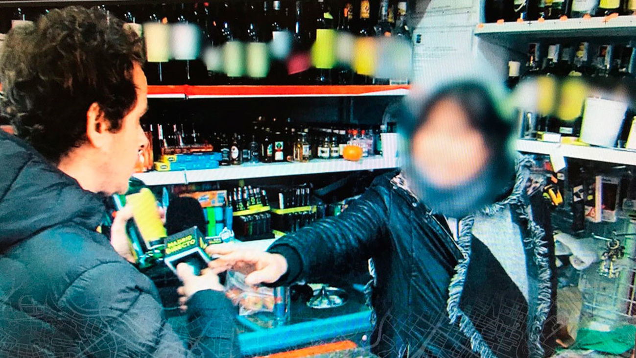 Destapamos una caso de venta de alcohol y tabaco a menores en Majadahonda