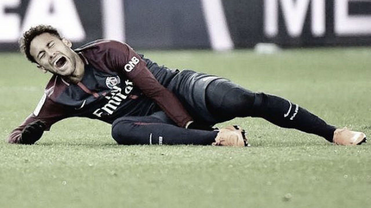 Peligra la presencia de Neymar ante el Real Madrid