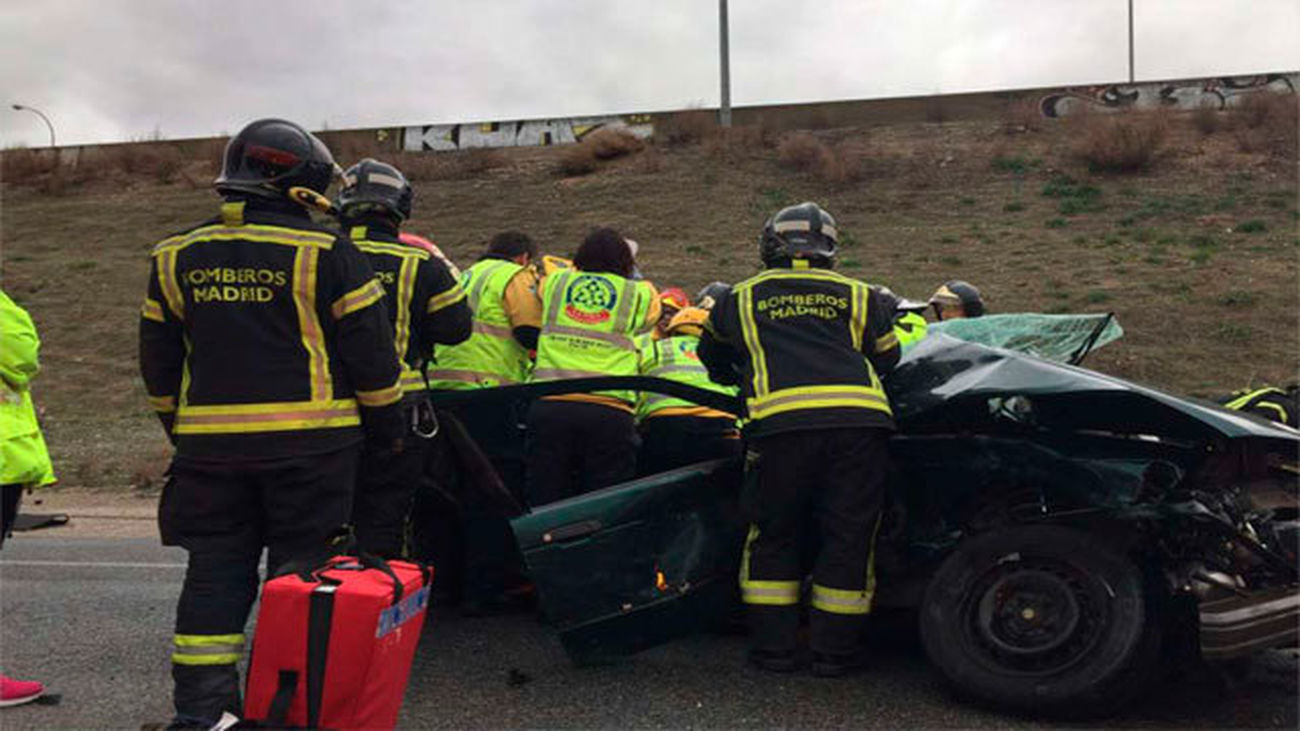 Aparatoso accidente en enlace M-301