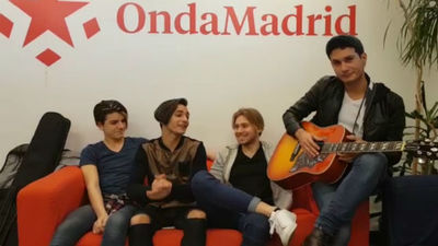 Kaluce toca una versión de 'Despacito'